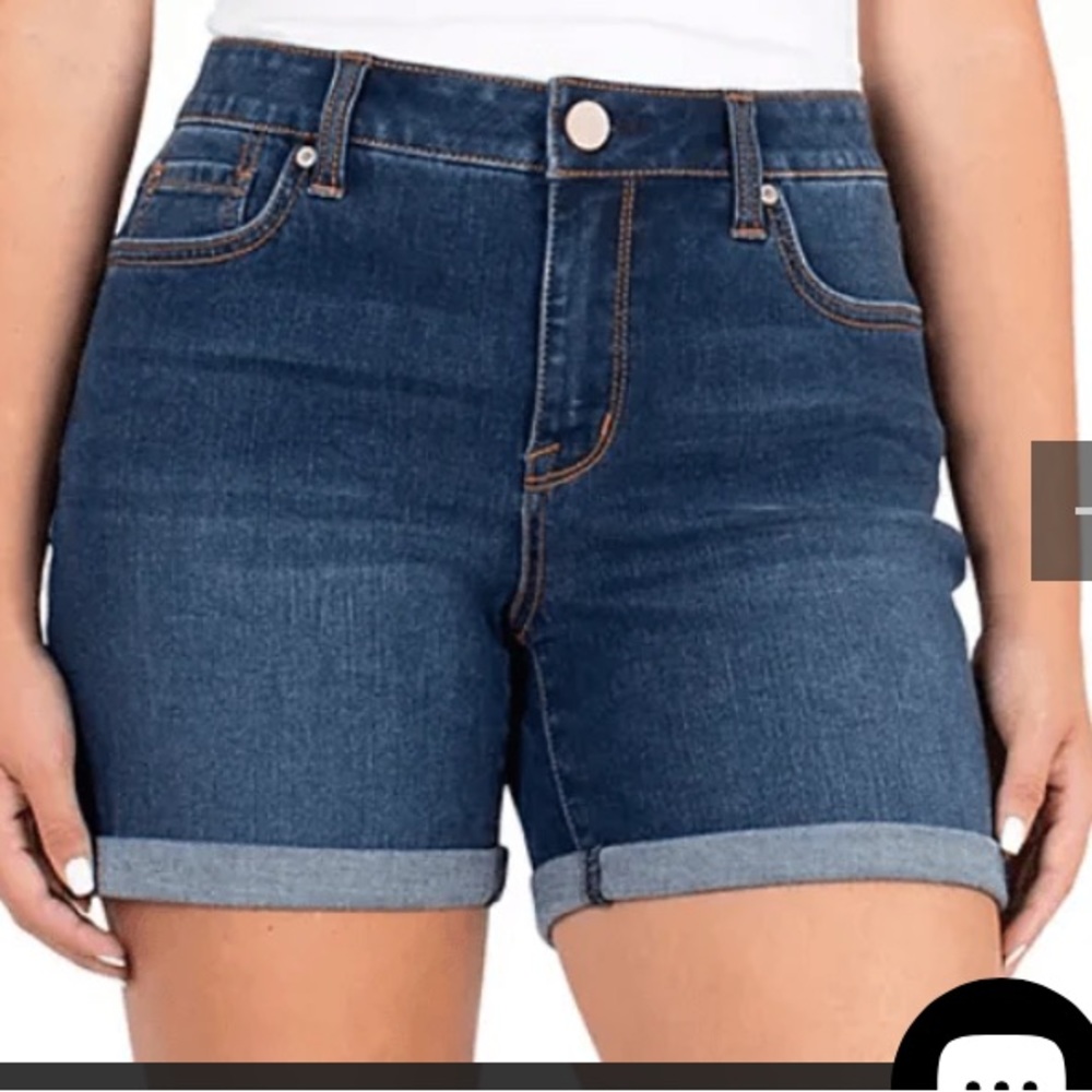Seven7 5” inseam weekend short Dana rolled cuff size 4